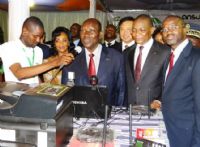 Remise de kits téléphoniques dans le Iffou - L’Ansut connecte les administrations publiques au réseau  téléphonique.